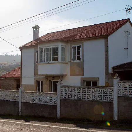 Casa Tradicional En El Camino Dos Faros Costa Da Morte *