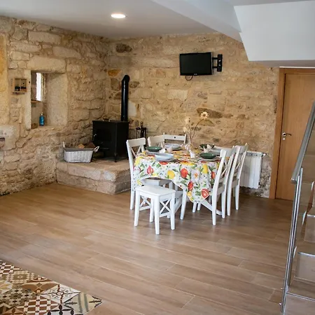 Casa Tradicional En El Camino Dos Faros Costa Da Morte Vakantiehuis *