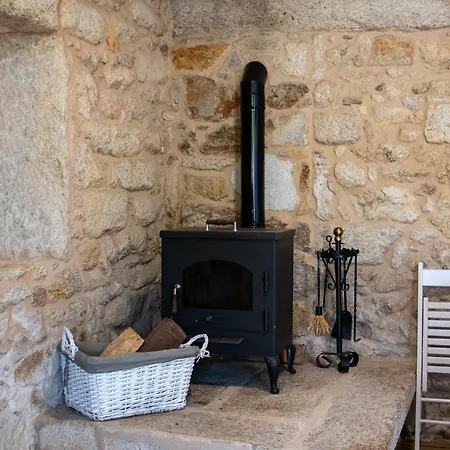 Casa Tradicional En El Camino Dos Faros Costa Da Morte Ponteceso